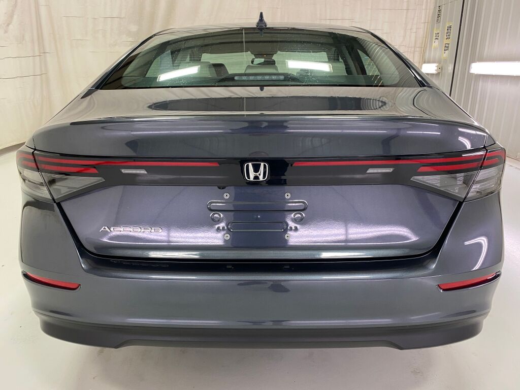 2024 Honda Accord photo 6 of 10