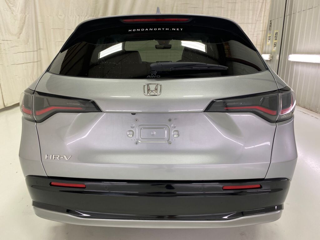 2024 Honda HR-V photo 6 of 10
