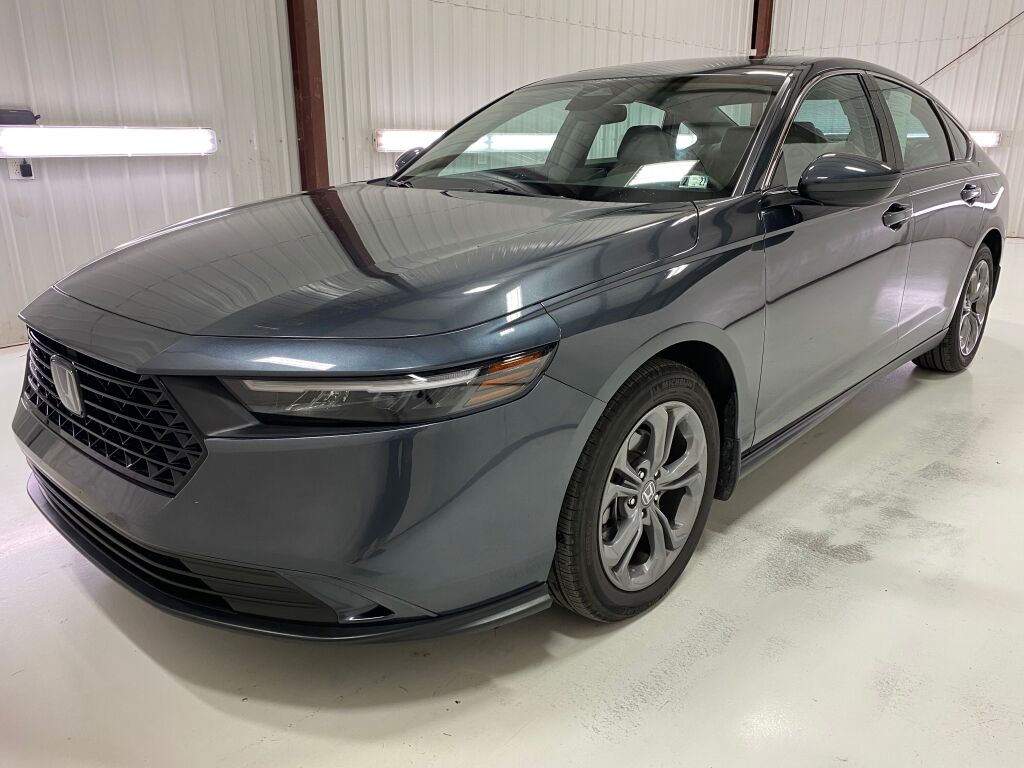 2024 Honda Accord photo 3 of 10