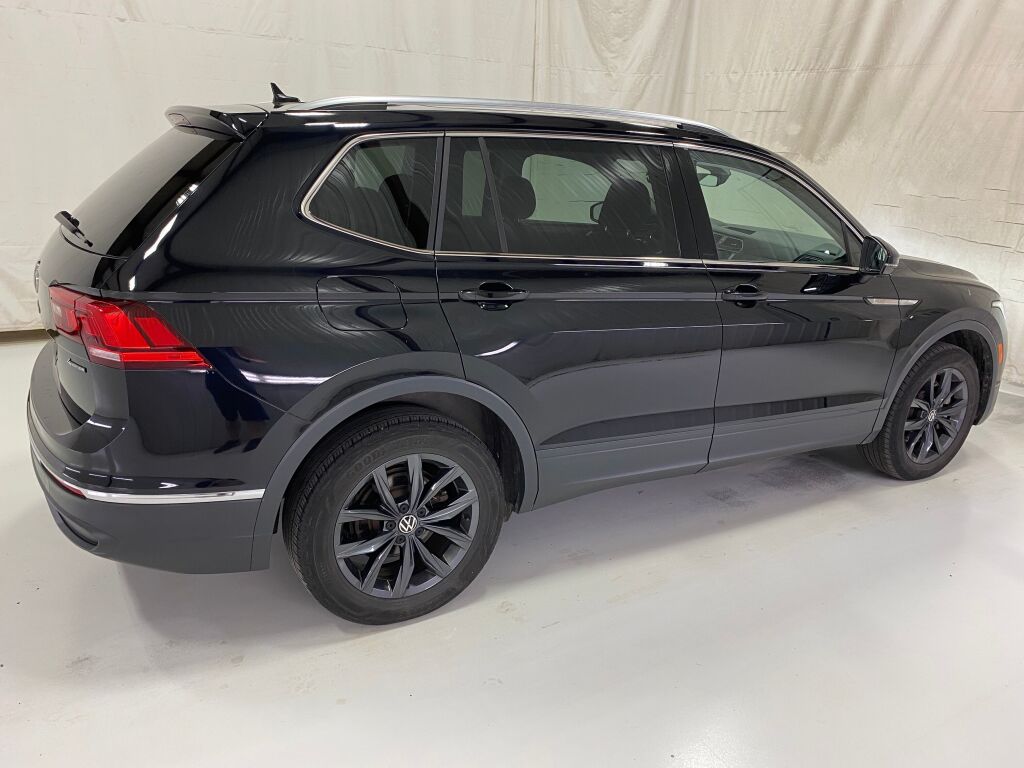 2022 Volkswagen Tiguan photo 8 of 10
