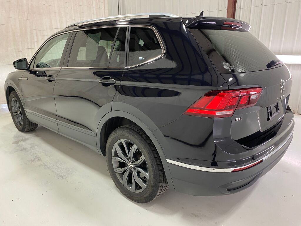 2022 Volkswagen Tiguan photo 5 of 10
