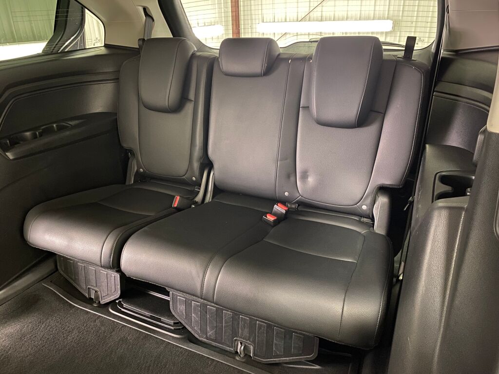 2025 Honda Odyssey photo 27 of 38