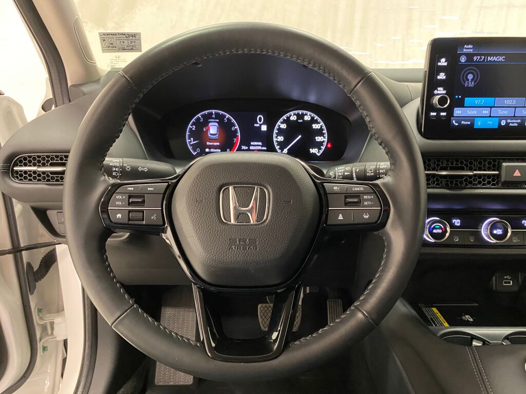 2024 Honda HR-V photo 27 of 33