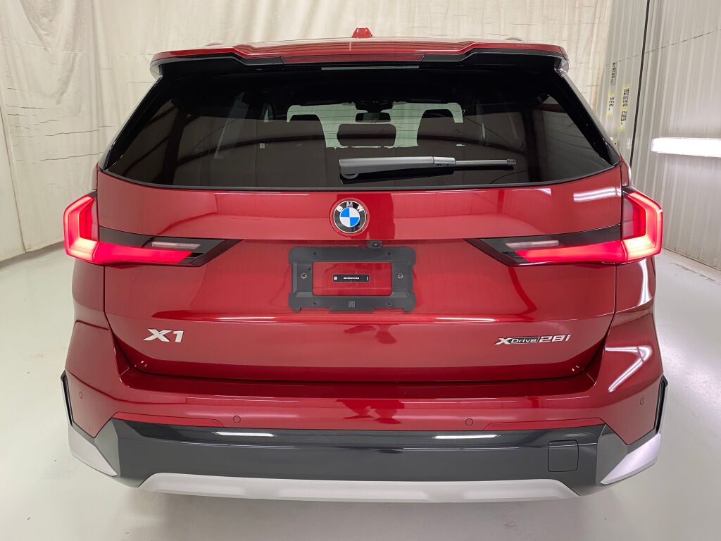 2026 BMW X1 photo 6 of 10