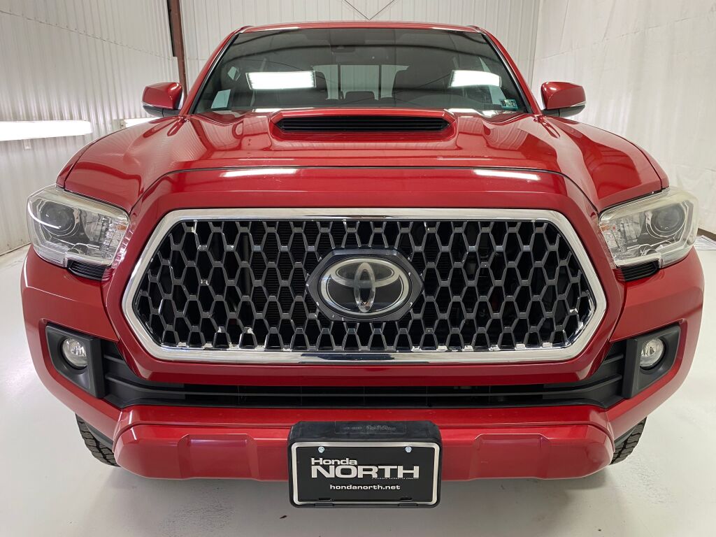 2019 Toyota Tacoma photo 21 of 35