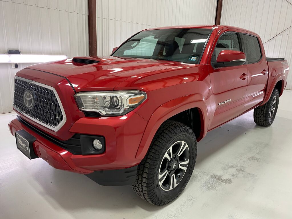 2019 Toyota Tacoma photo 4 of 35