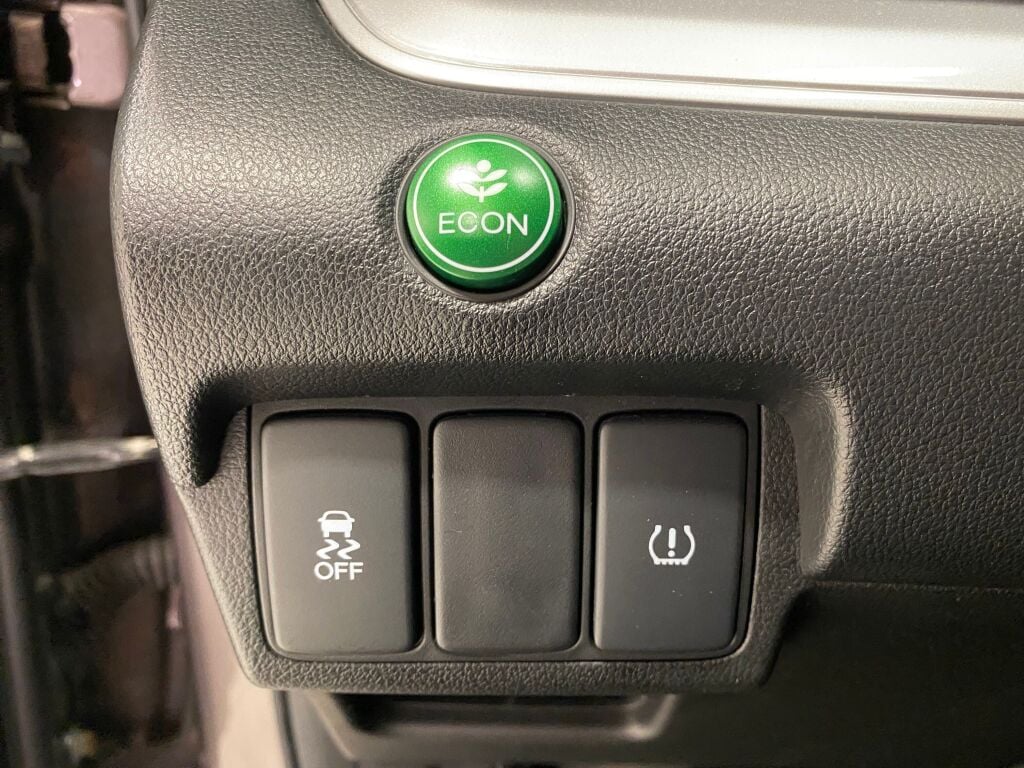 2015 Honda CR-V photo 31 of 33