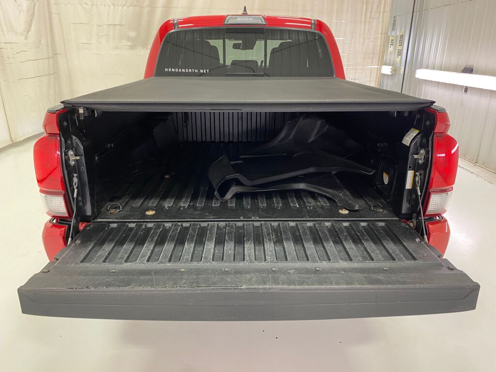 2019 Toyota Tacoma photo 23 of 35