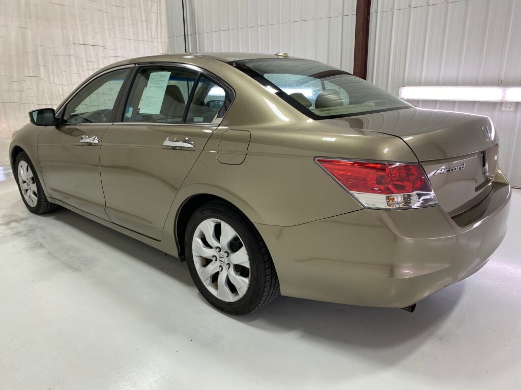 2009 Honda Accord photo 5 of 10