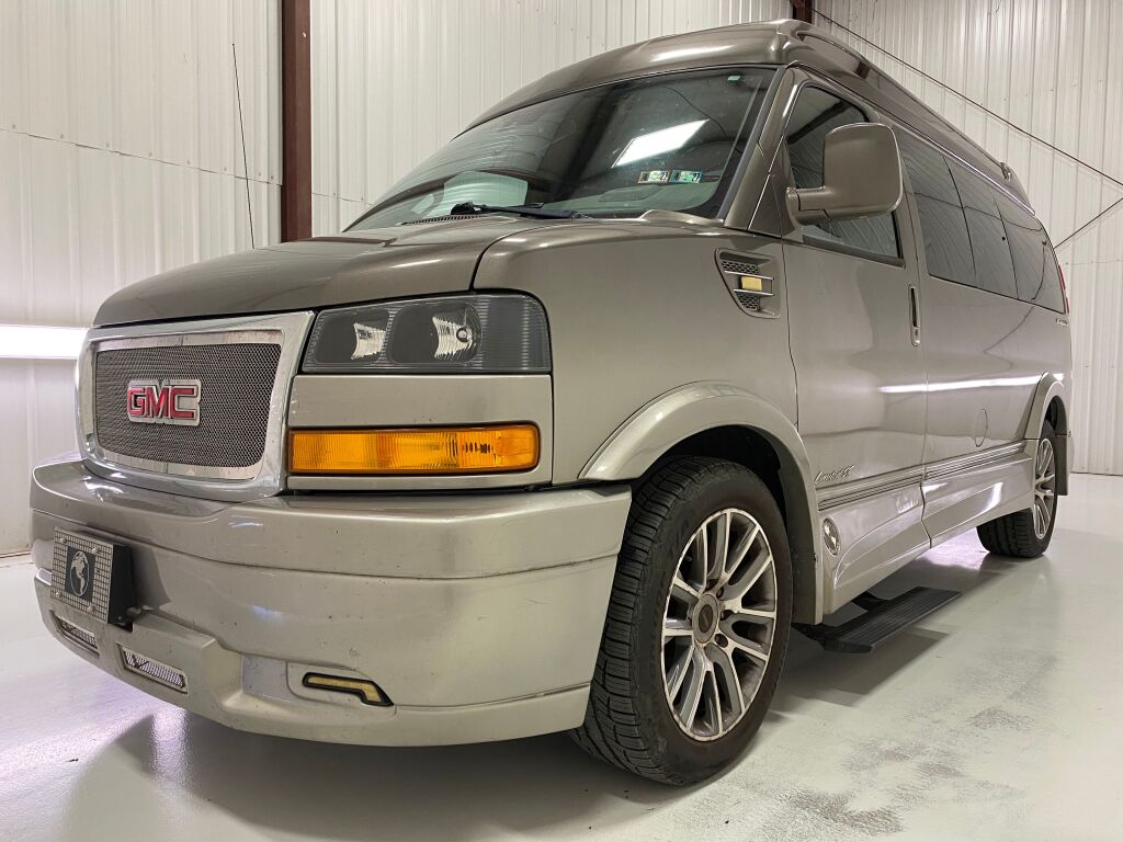 2020 GMC Savana 2500 photo 10 of 10