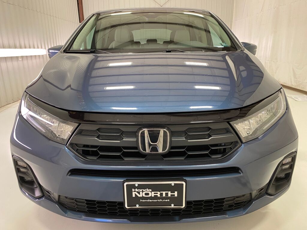 2025 Honda Odyssey photo 22 of 38