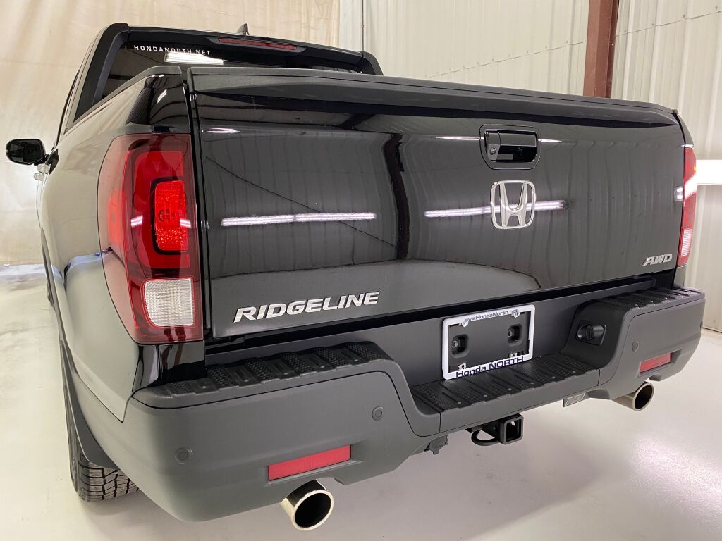 2021 Honda Ridgeline photo 17 of 38