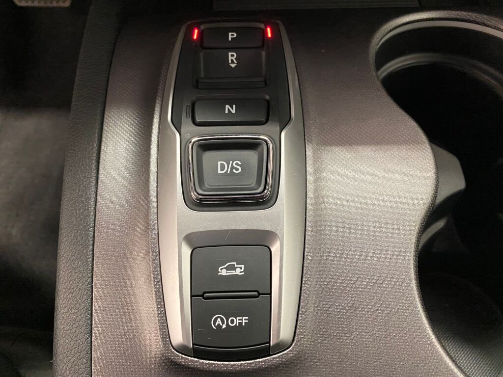 2021 Honda Ridgeline photo 35 of 38