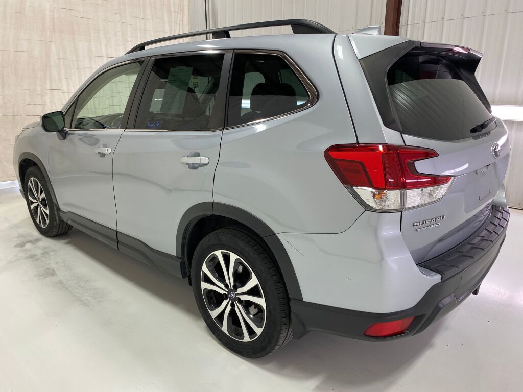 2020 Subaru Forester photo 5 of 10