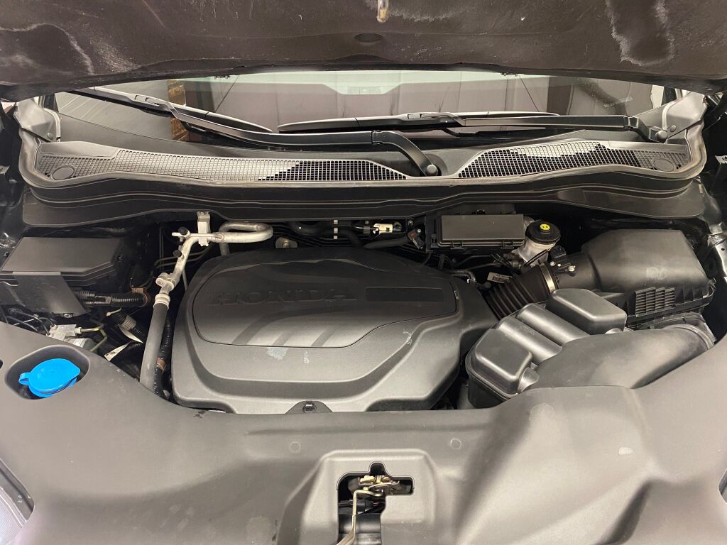 2021 Honda Ridgeline photo 37 of 38