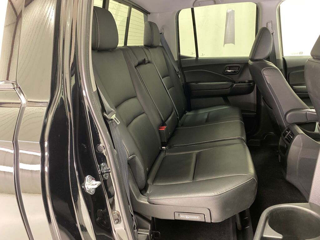 2021 Honda Ridgeline photo 11 of 38
