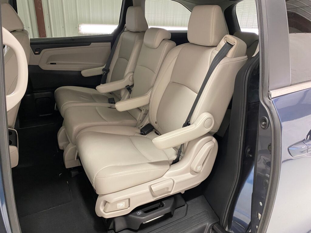 2025 Honda Odyssey photo 26 of 38