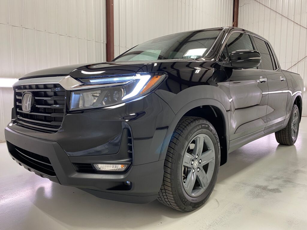 2021 Honda Ridgeline photo 14 of 38