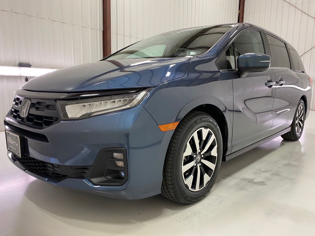 2025 Honda Odyssey photo 14 of 38