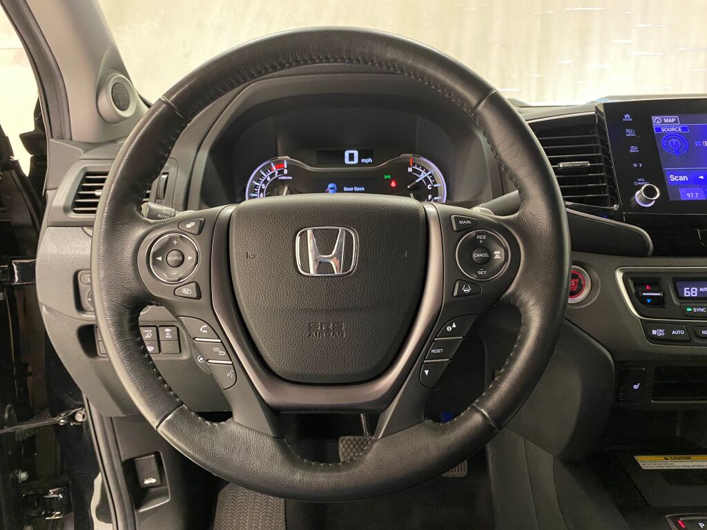 2021 Honda Ridgeline photo 32 of 38