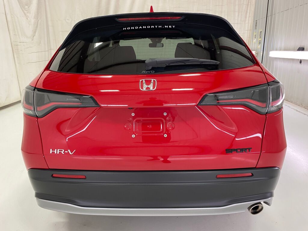 2024 Honda HR-V photo 6 of 10