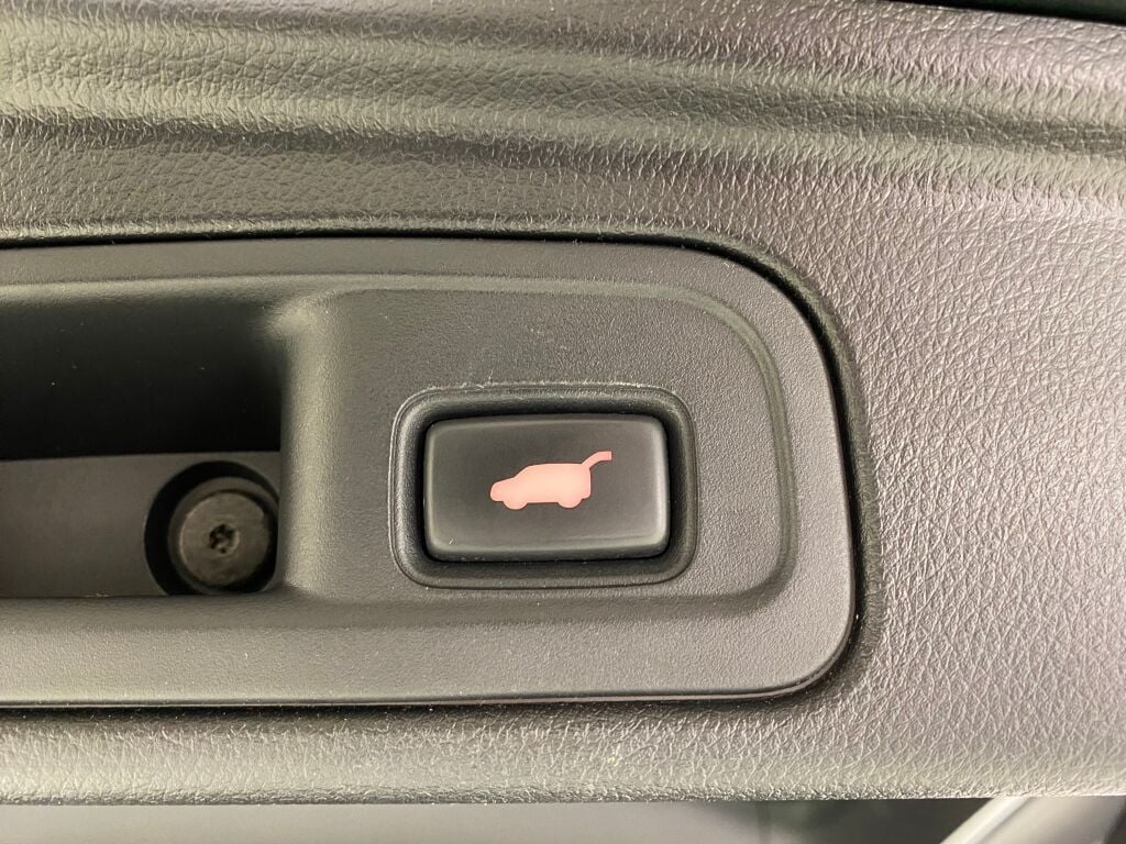 2016 Honda Pilot photo 26 of 38