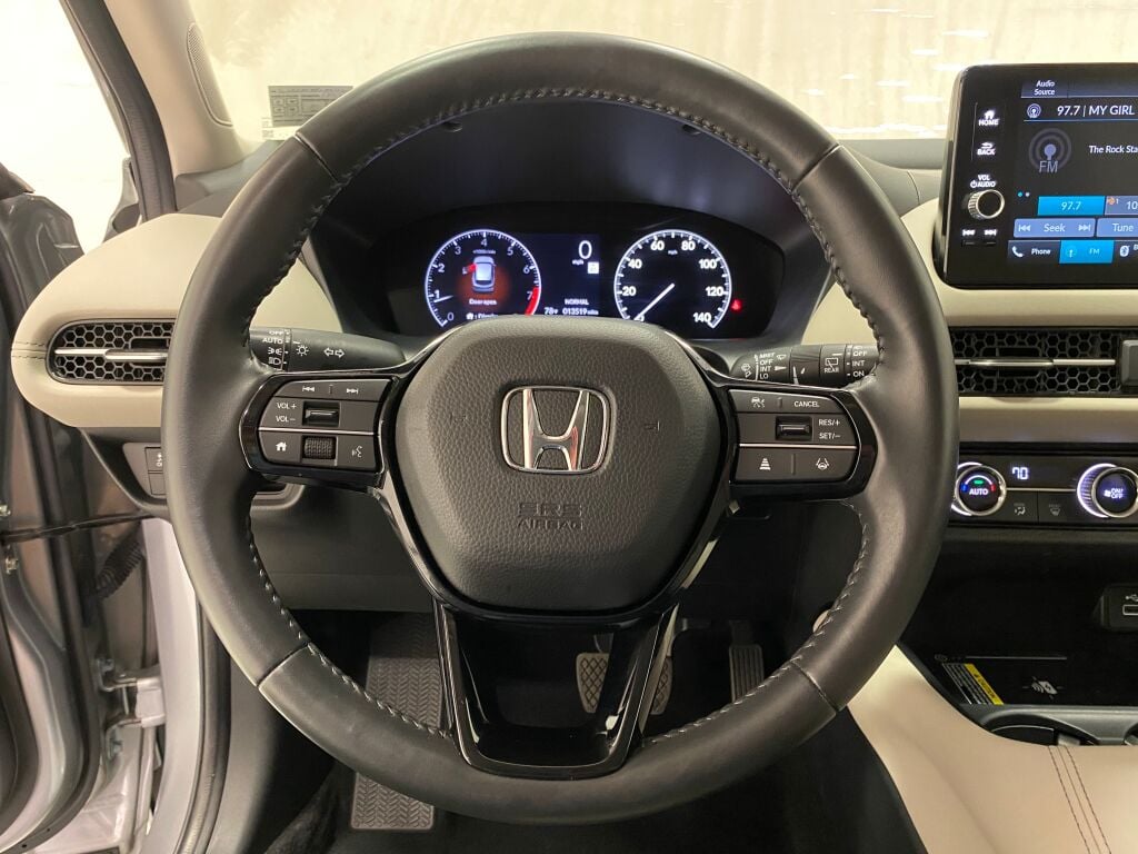 2024 Honda HR-V photo 28 of 34