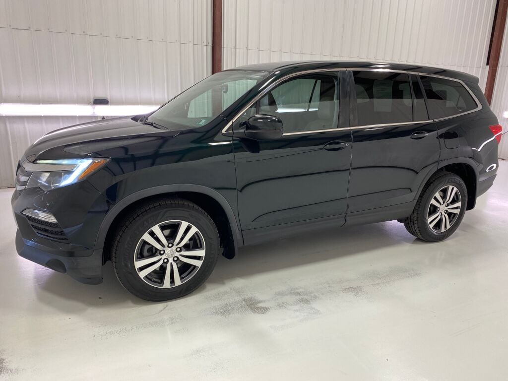 2016 Honda Pilot photo 8 of 38