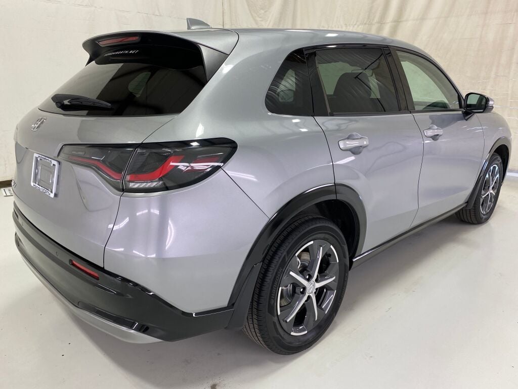 2024 Honda HR-V photo 6 of 34