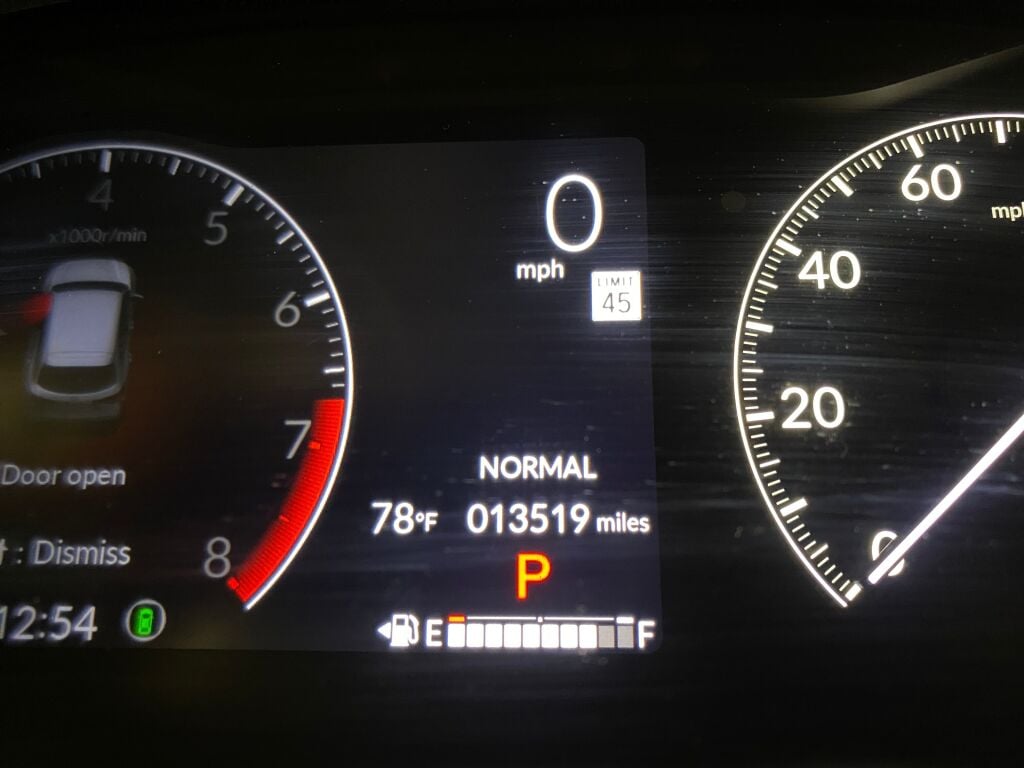 2024 Honda HR-V photo 27 of 34