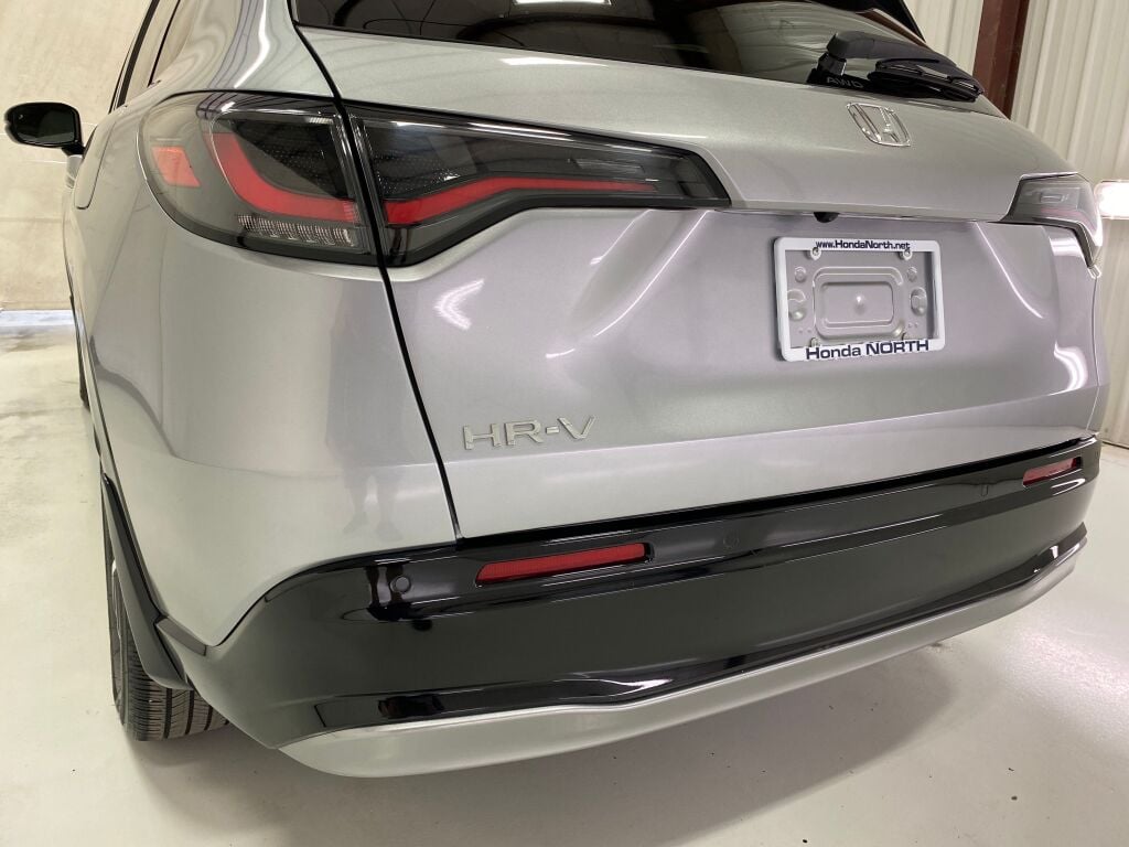 2024 Honda HR-V photo 15 of 34