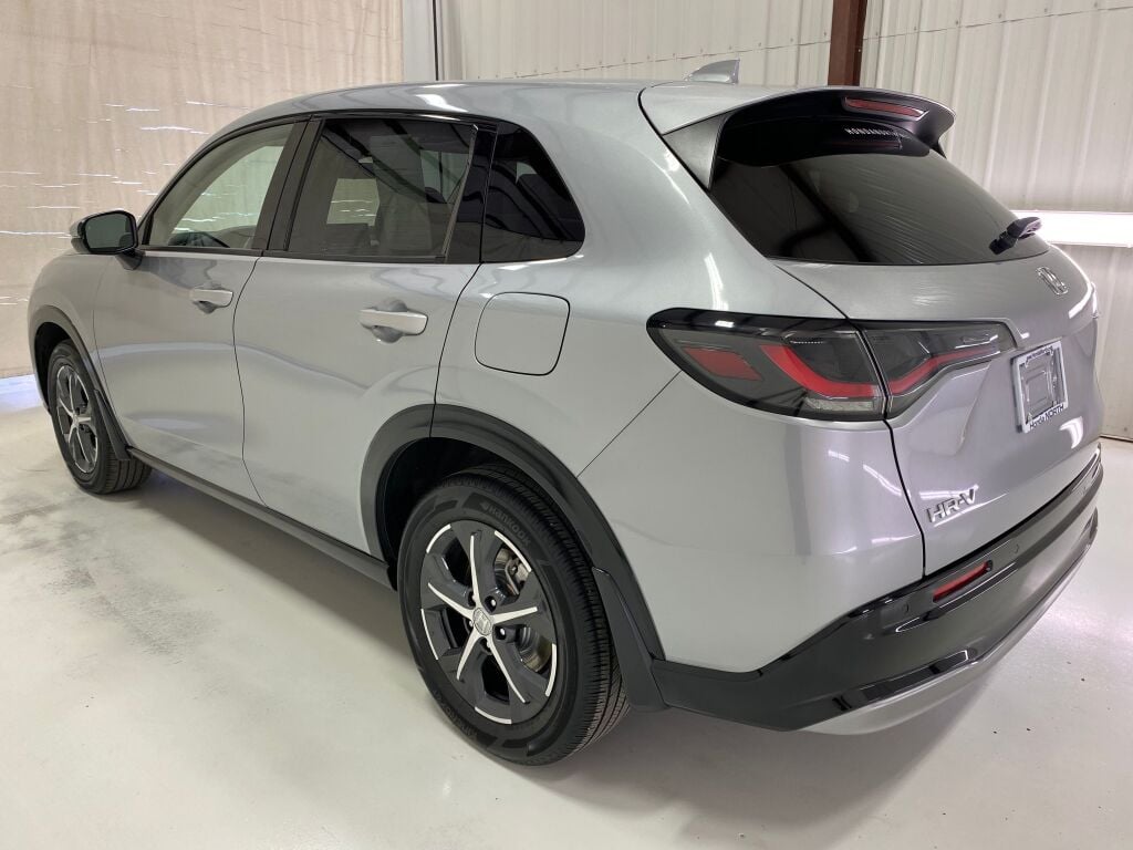 2024 Honda HR-V photo 5 of 34