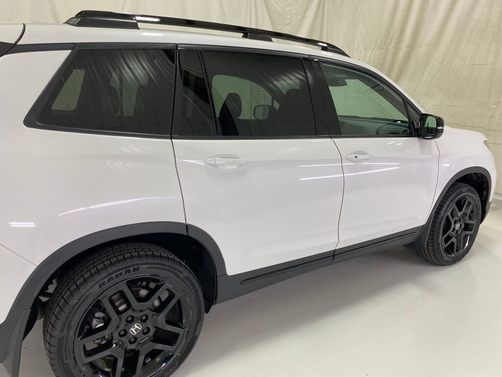 2024 Honda Passport photo 20 of 37