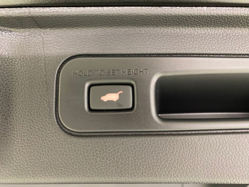 2026 Honda Pilot photo 12 of 24