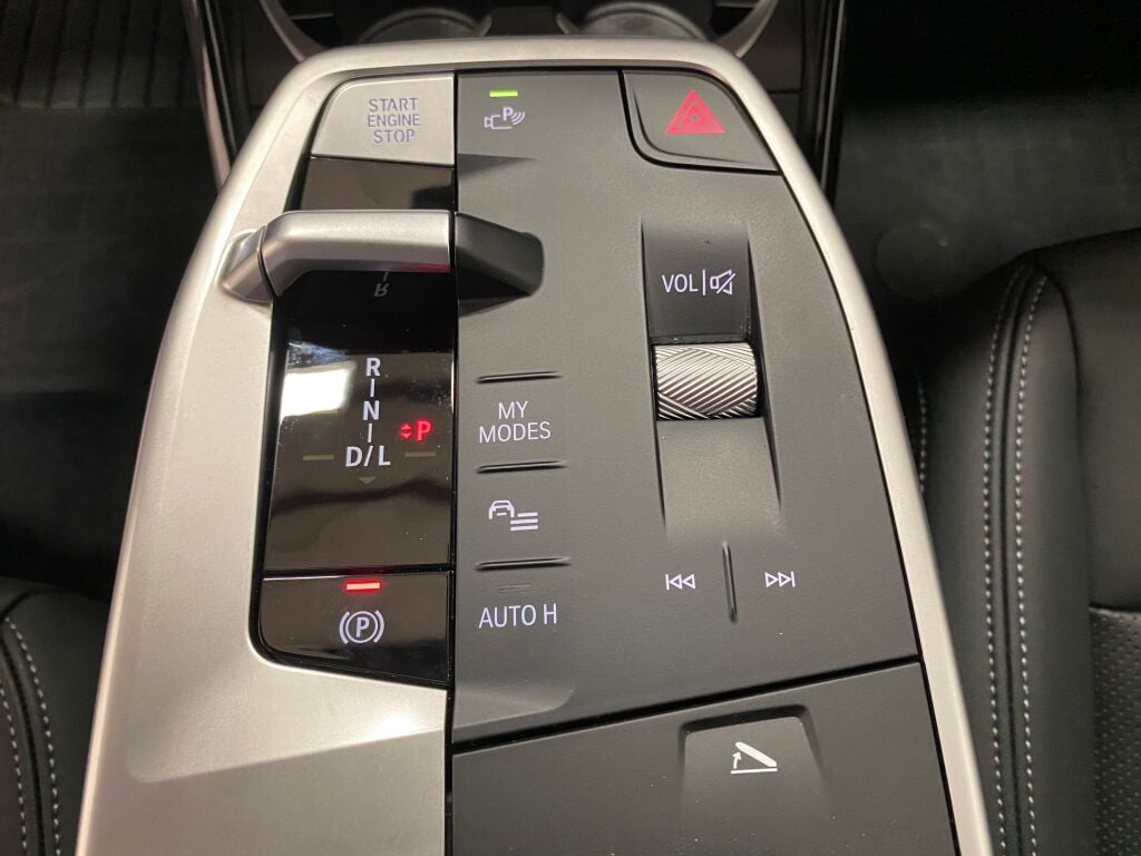 2026 BMW X1 photo 34 of 37