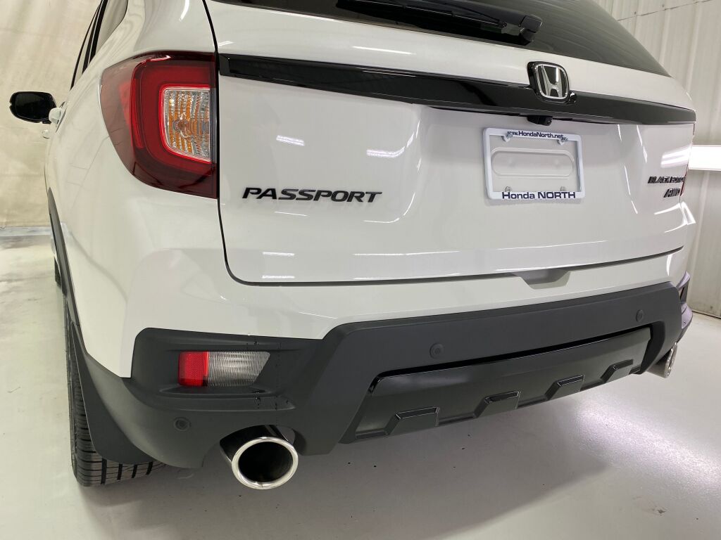 2024 Honda Passport photo 17 of 37