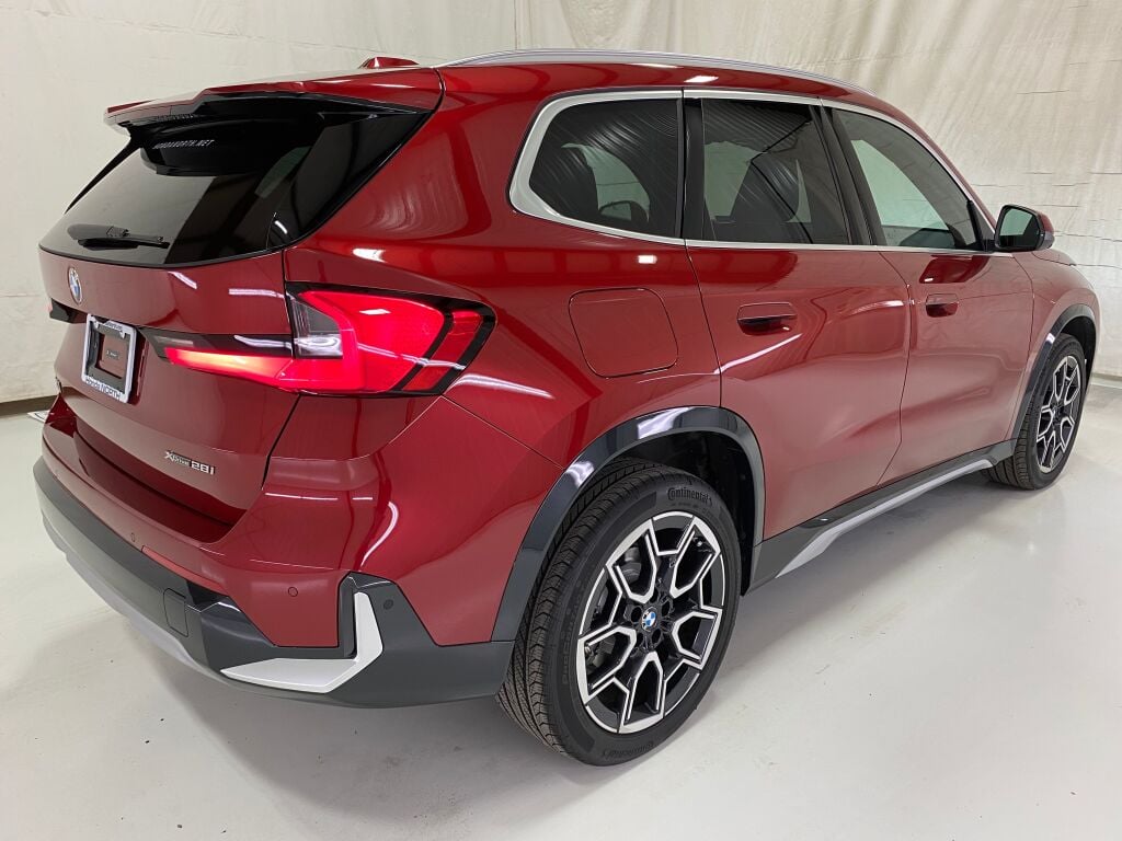 2026 BMW X1 photo 7 of 37