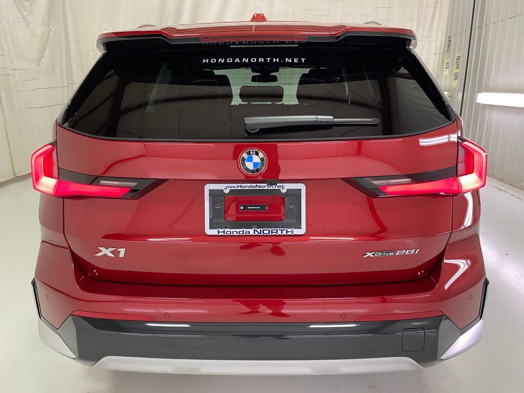 2026 BMW X1 photo 18 of 37