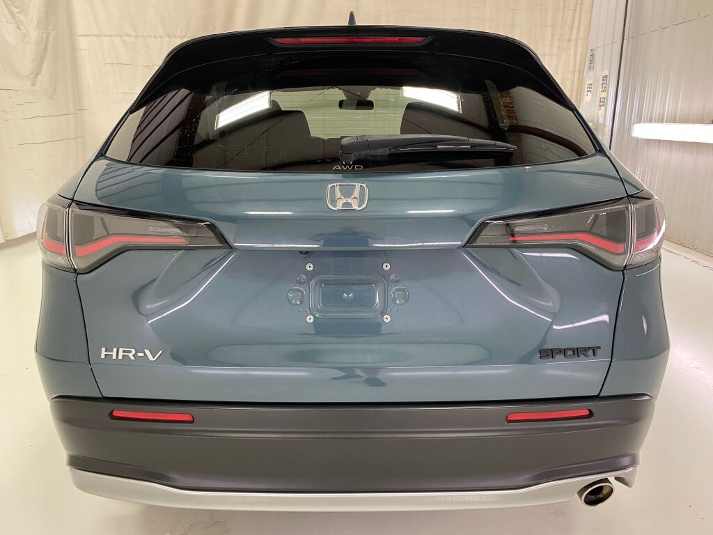 2024 Honda HR-V photo 6 of 10