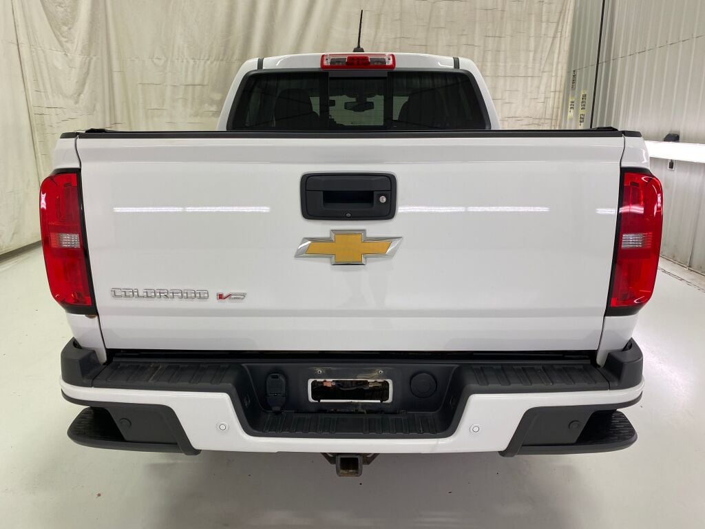 2020 Chevrolet Colorado photo 6 of 10