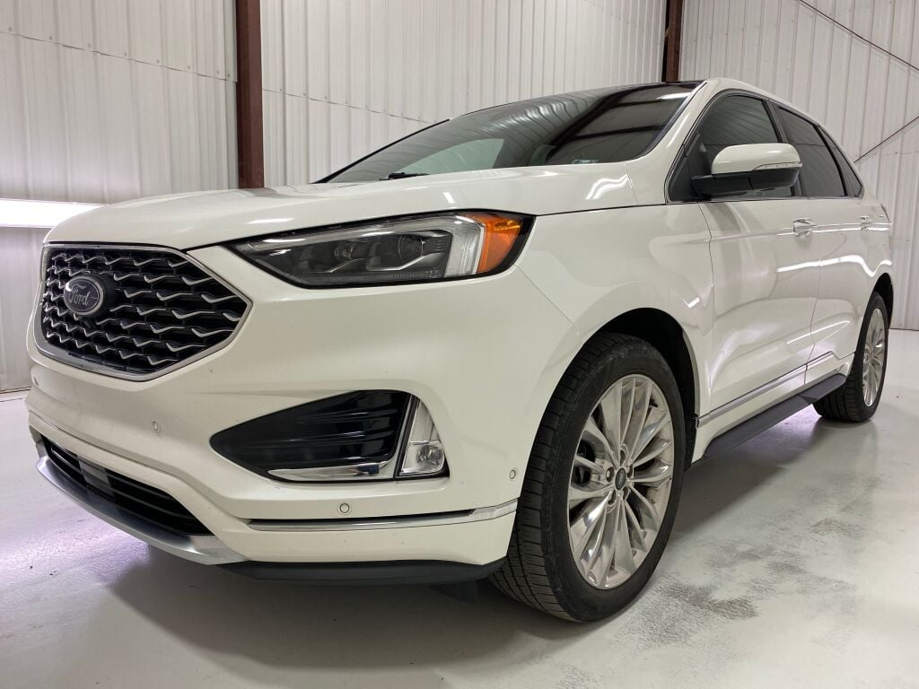 2020 Ford Edge photo 10 of 10