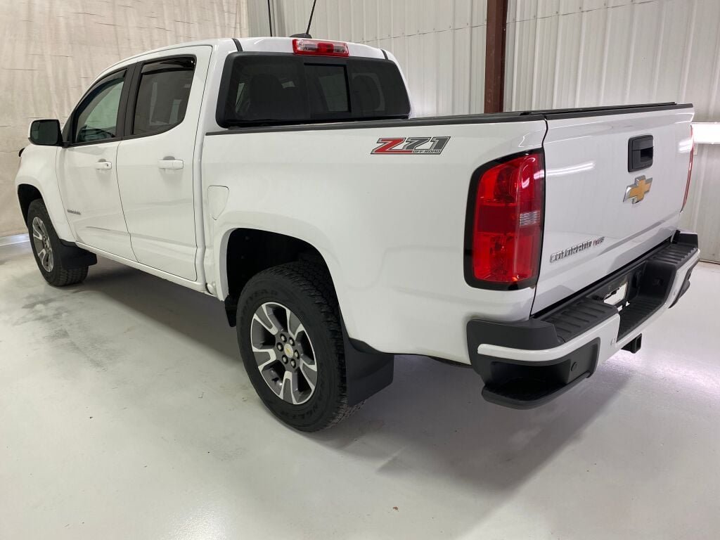 2020 Chevrolet Colorado photo 5 of 10