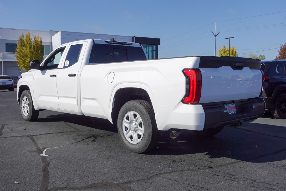 2026 Toyota Tundra SR photo 4