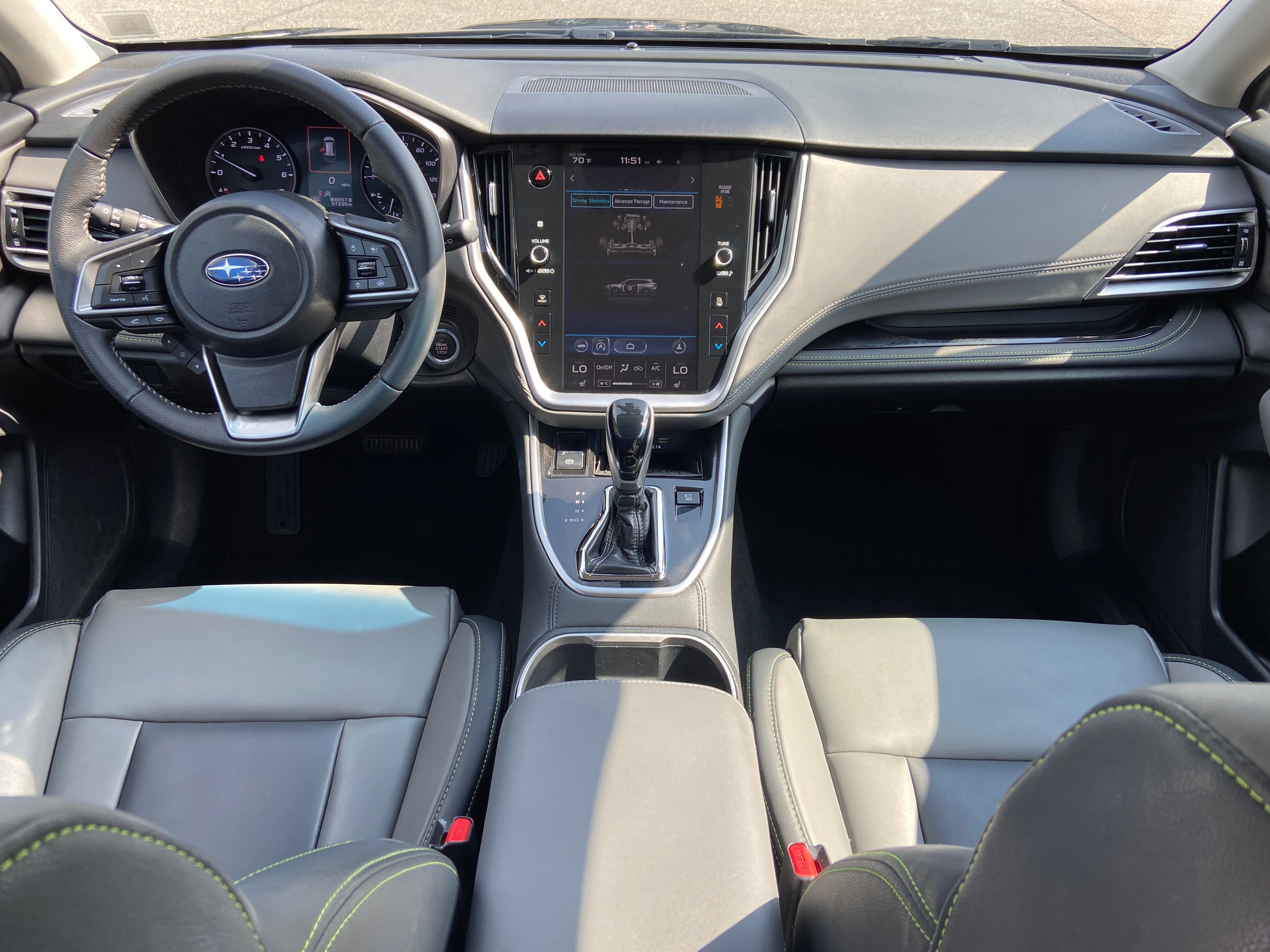 2020 Subaru Outback Onyx Edition XT photo 2
