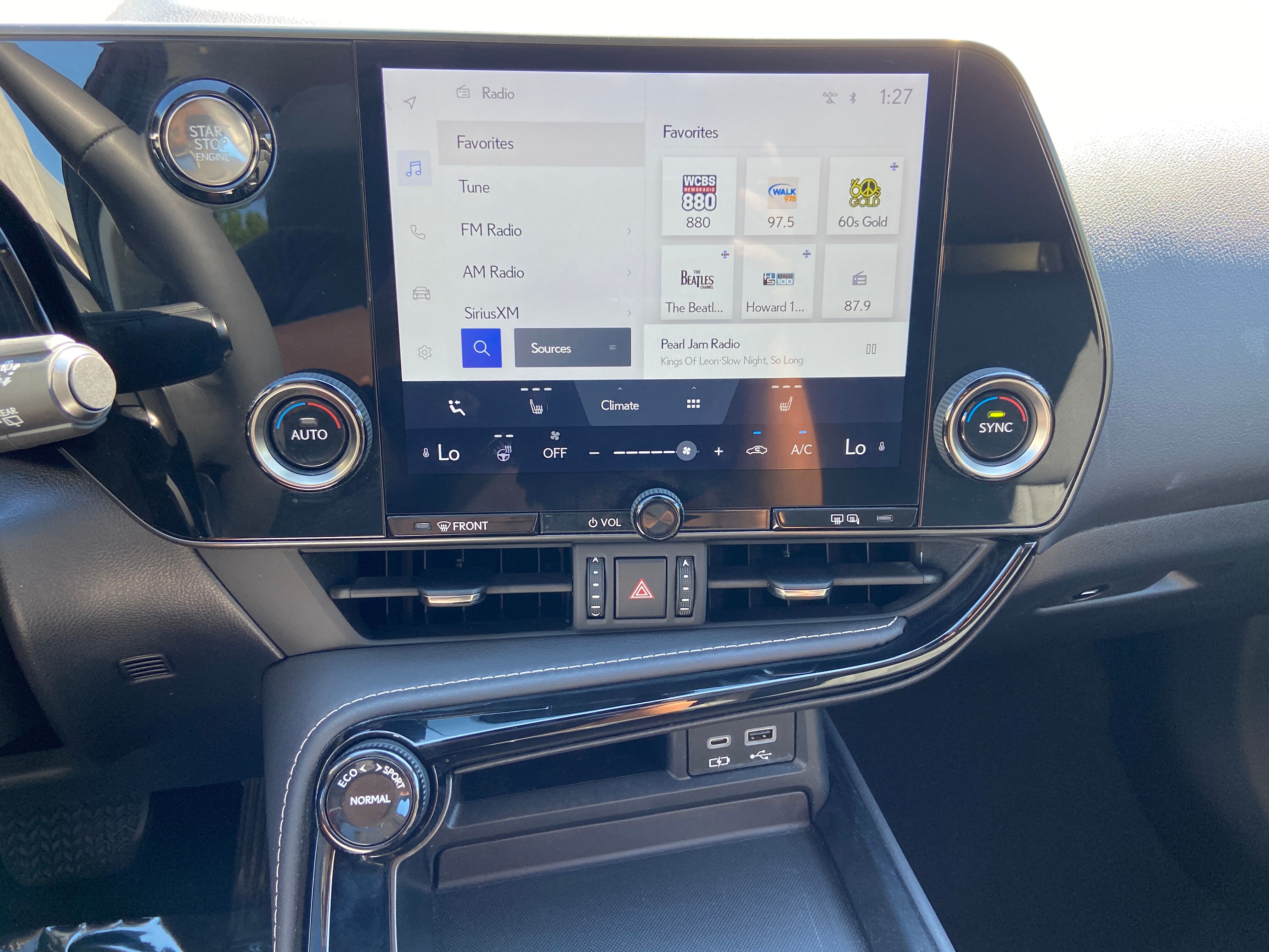 2022 Lexus NX 350 photo 3