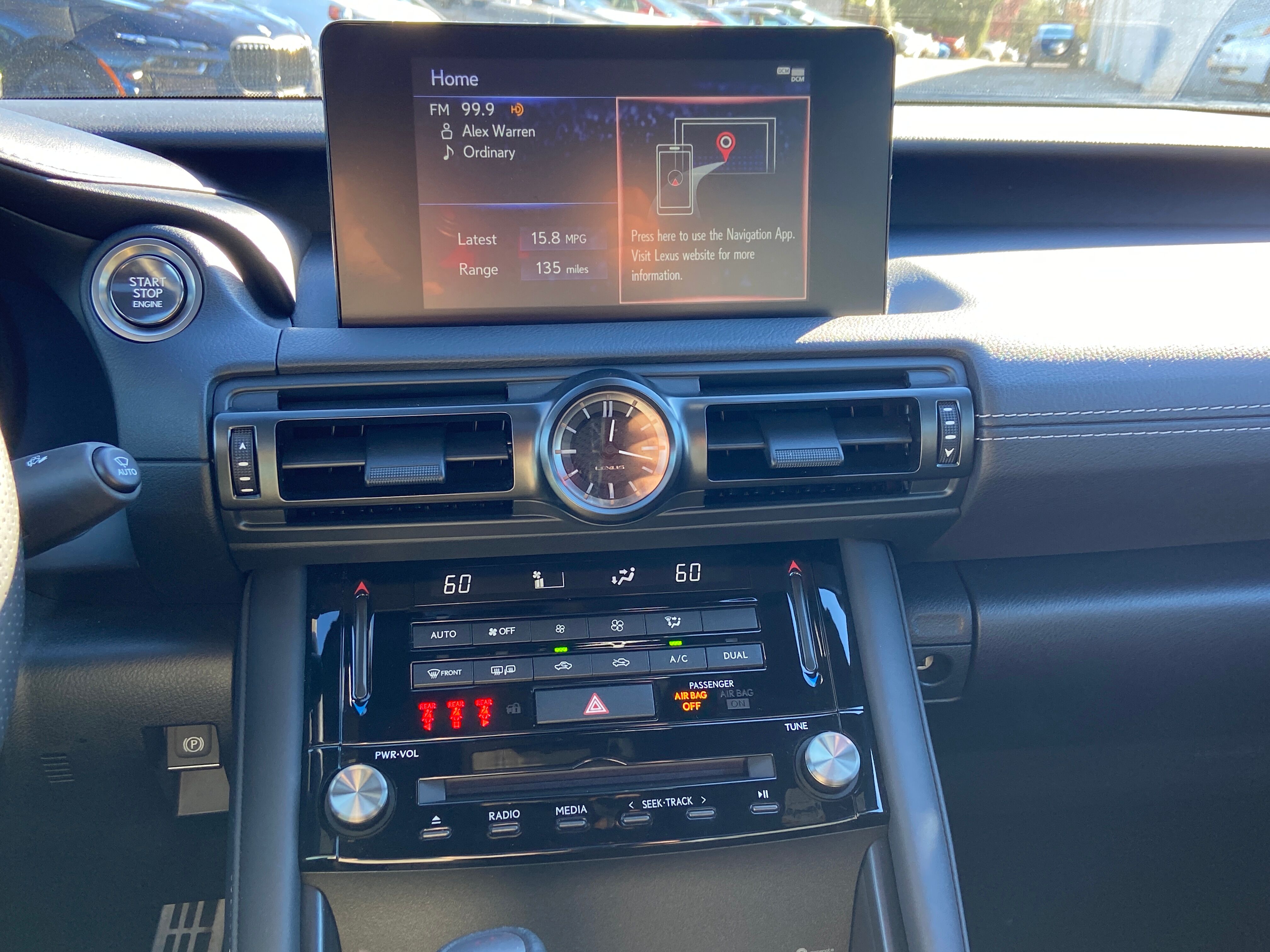 2023 Lexus IS 350 F SPORT photo 2