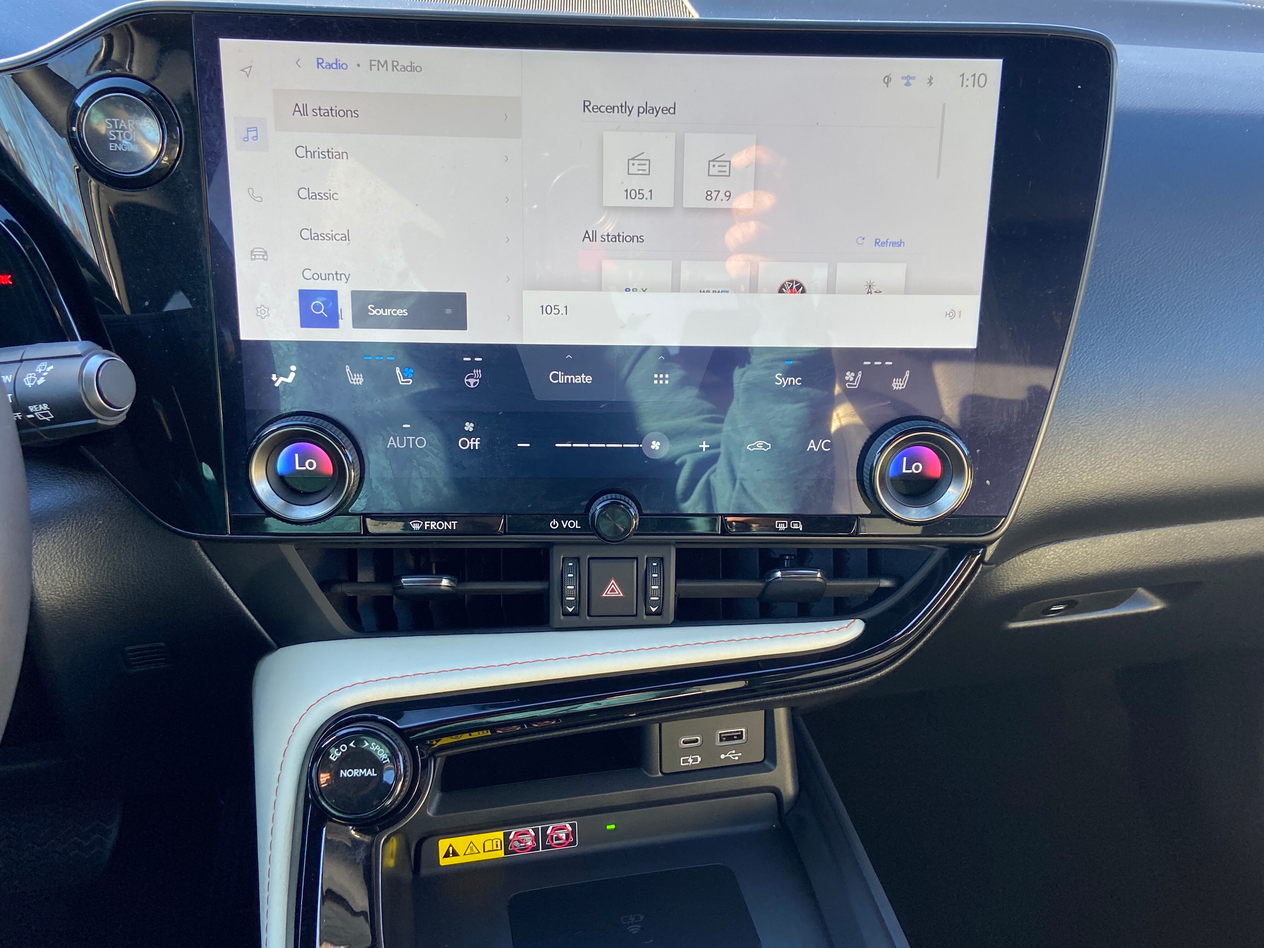 2023 Lexus NX 350 Premium photo 2