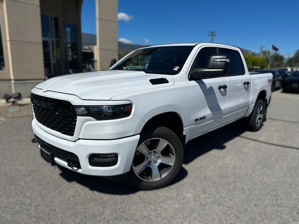 2025 RAM 1500 Tradesman Crew Cab 4WD