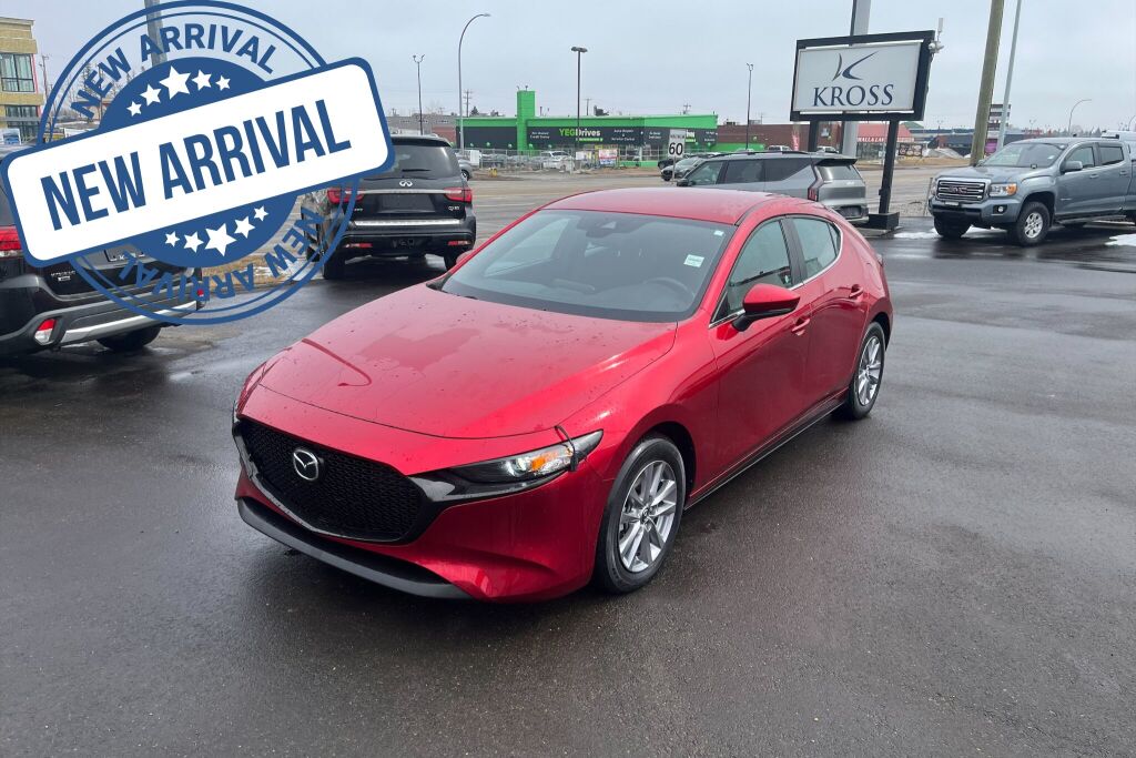 Mazda MAZDA3 Preferred Hatchback FWD 2022