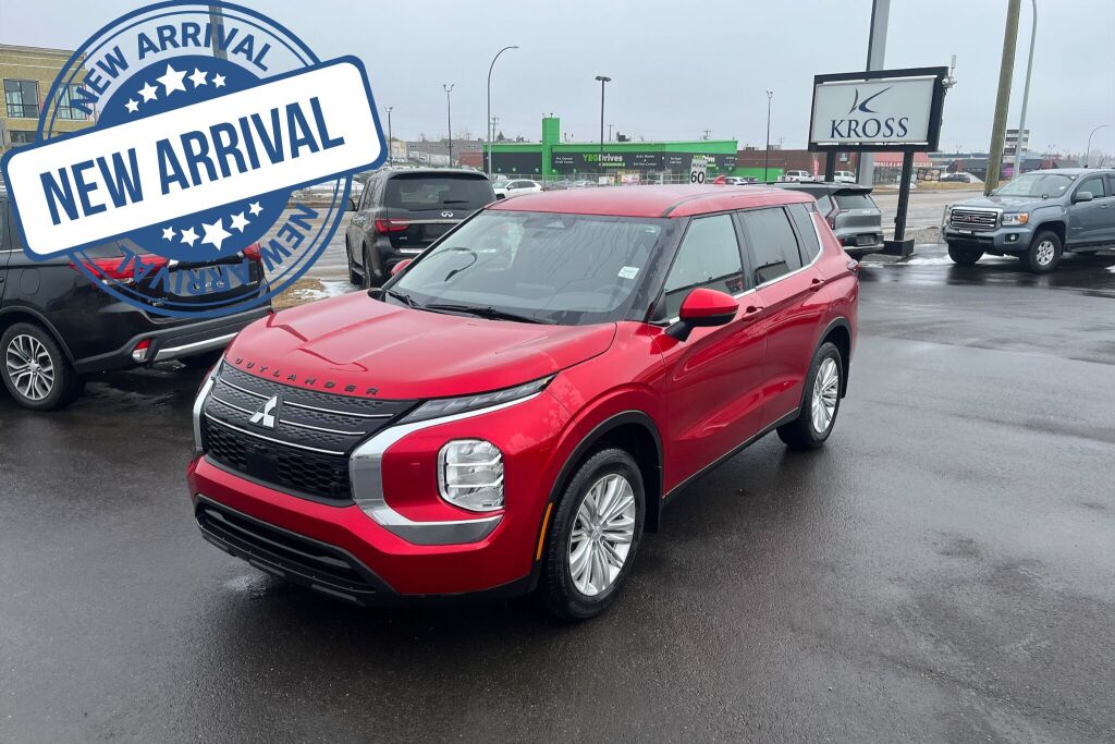 2024 Mitsubishi Outlander ES S-AWC